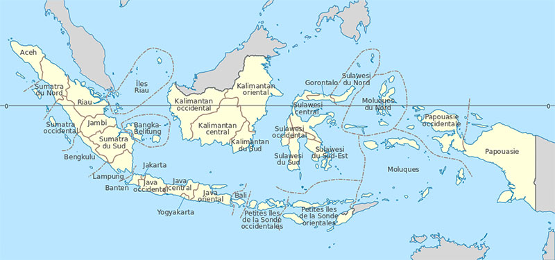 Fig. 1 : Mapa de indonesia - Source : Translation: User:Mutichou [CC BY 3.0 (https://creativecommons.org/licenses/by/3.0)], via Wikimedia Commons