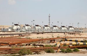 Fig. 3 : Une grande usine dans le désert de Bahreïn. Source : dreamstime.com 