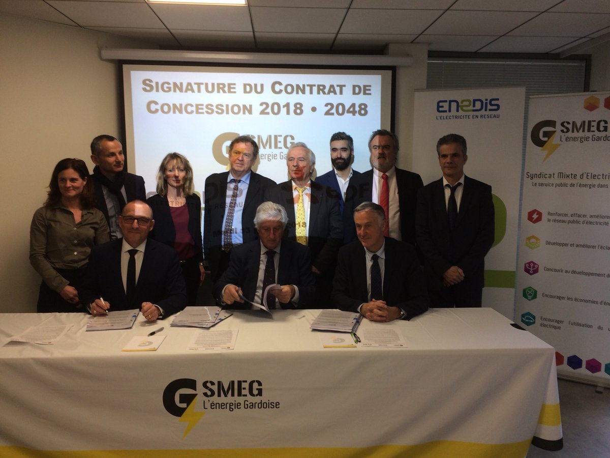 Fig. 3 : Signature d'un contrat de concession. Source : Twitter