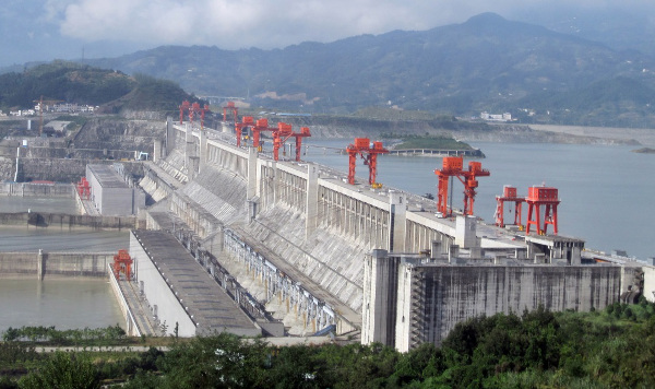 Fig. 10 : Centrale hydroélectrique des Trois Gorges en Chine