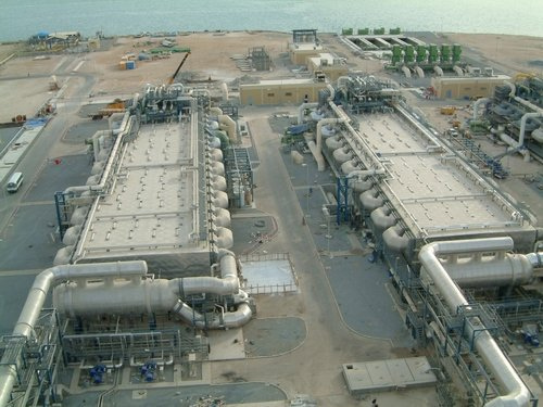 Desalination of sea water and brackish water