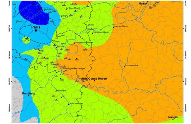 Fig. 5 : Coupe du Bassin Parisien. En bleu le Jurassique et les calcaires du Dogger. La position actuelle de l’isotherme 100 °C bien que stratigraphiquement plus basse que dans le passé, explique que ces derniers ont un potentiel pour le pétrole et non pour le gaz. - Source : SIGES BRGM