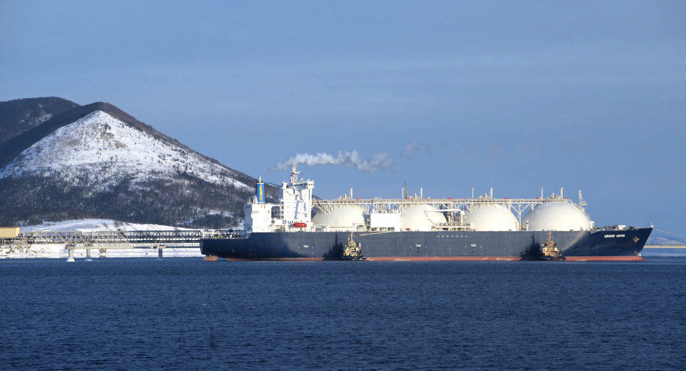 Image 6: A Russian LNG tanker – Source : https://fr.sputniknews.com