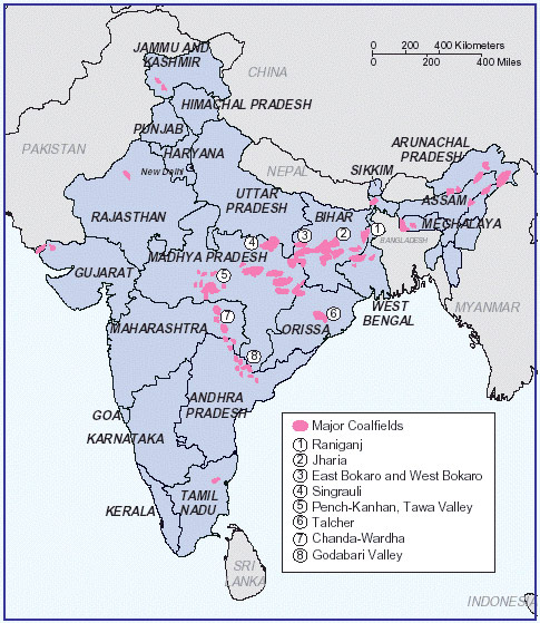 Fig. 1 : Localisation des gisements de charbon. - Source : Bhattacharya, Tania & Managi, Shunsuke. (2015). An Assessment of Biodiversity Offsets and Mitigation Actions Case studies on mining, energy and paper and pulp sectors in India (https://www.researchgate.net/figure/Indicative-map-of-Indian-coal-fields_fig1_322447155)