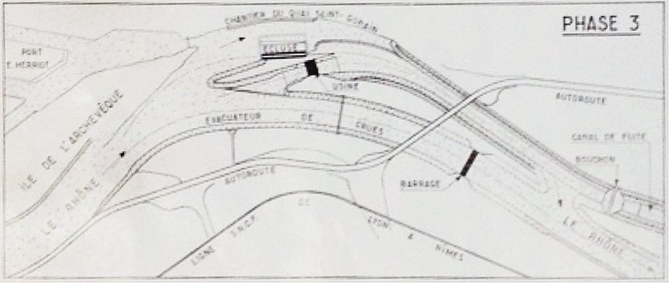 Fig. 8 : Enlèvement des enceintes provisoires. Source : Cazenave P. (1967). L’usine hydroélectrique de Pierre-Bénite, in revue Travaux, octobre 1967.