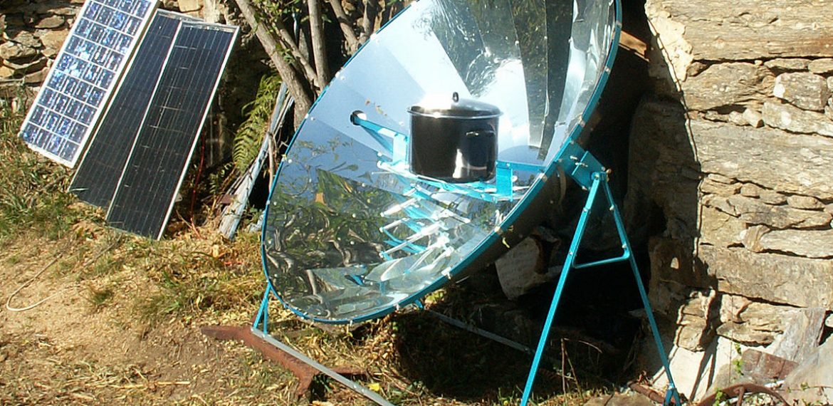 Solar cookstoves for adaptation to degrading natural conditions