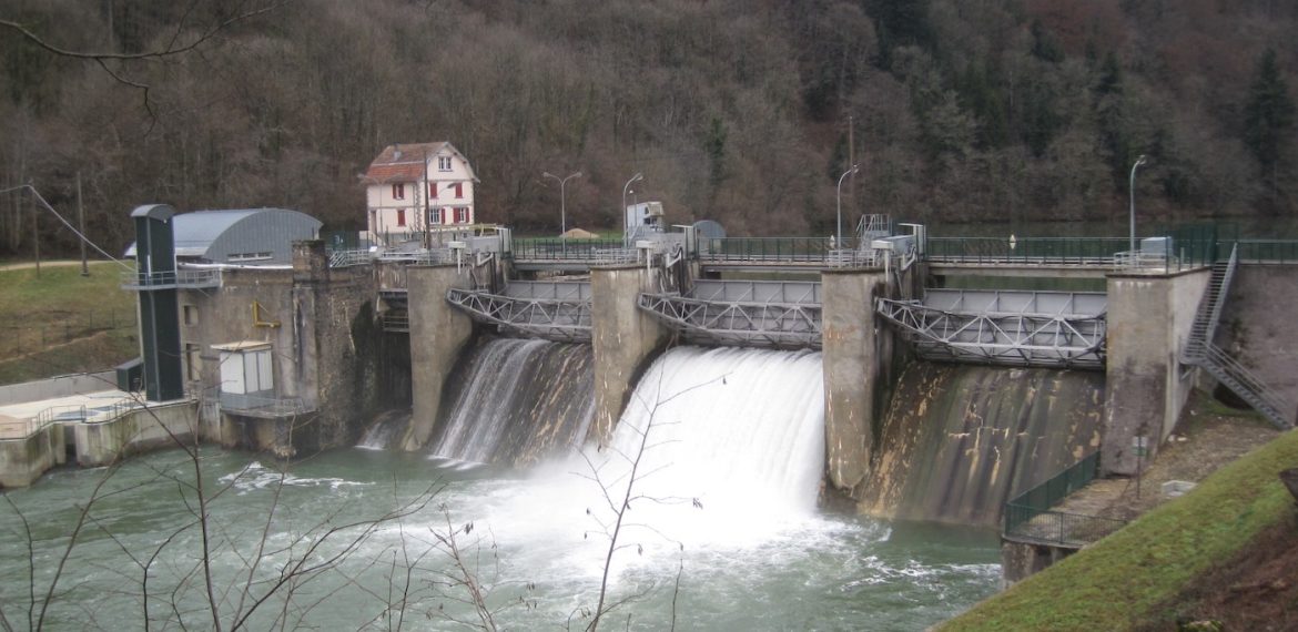 Hydraulics and hydroelectricity: the challenges of sustainable development